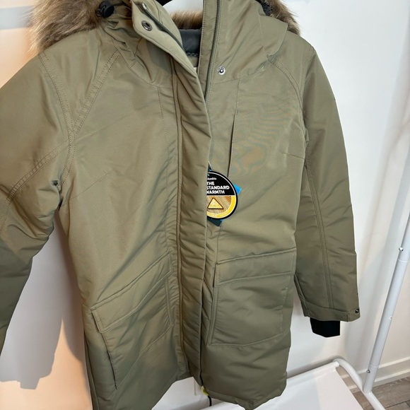 Brand new - Columbia women Winter jacket S with tag on - Picture 12 of 17